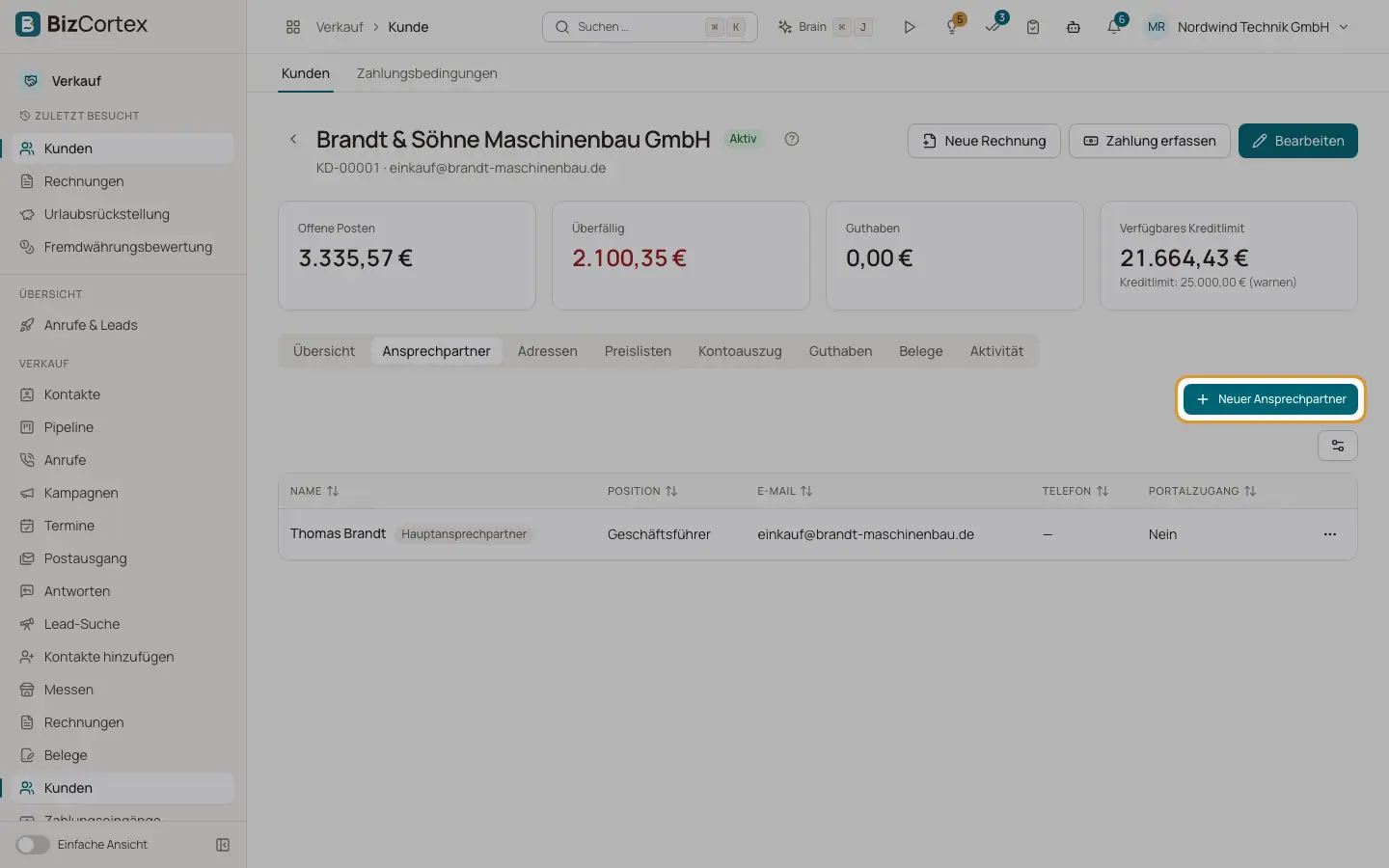 Ansprechpartner und Adressen