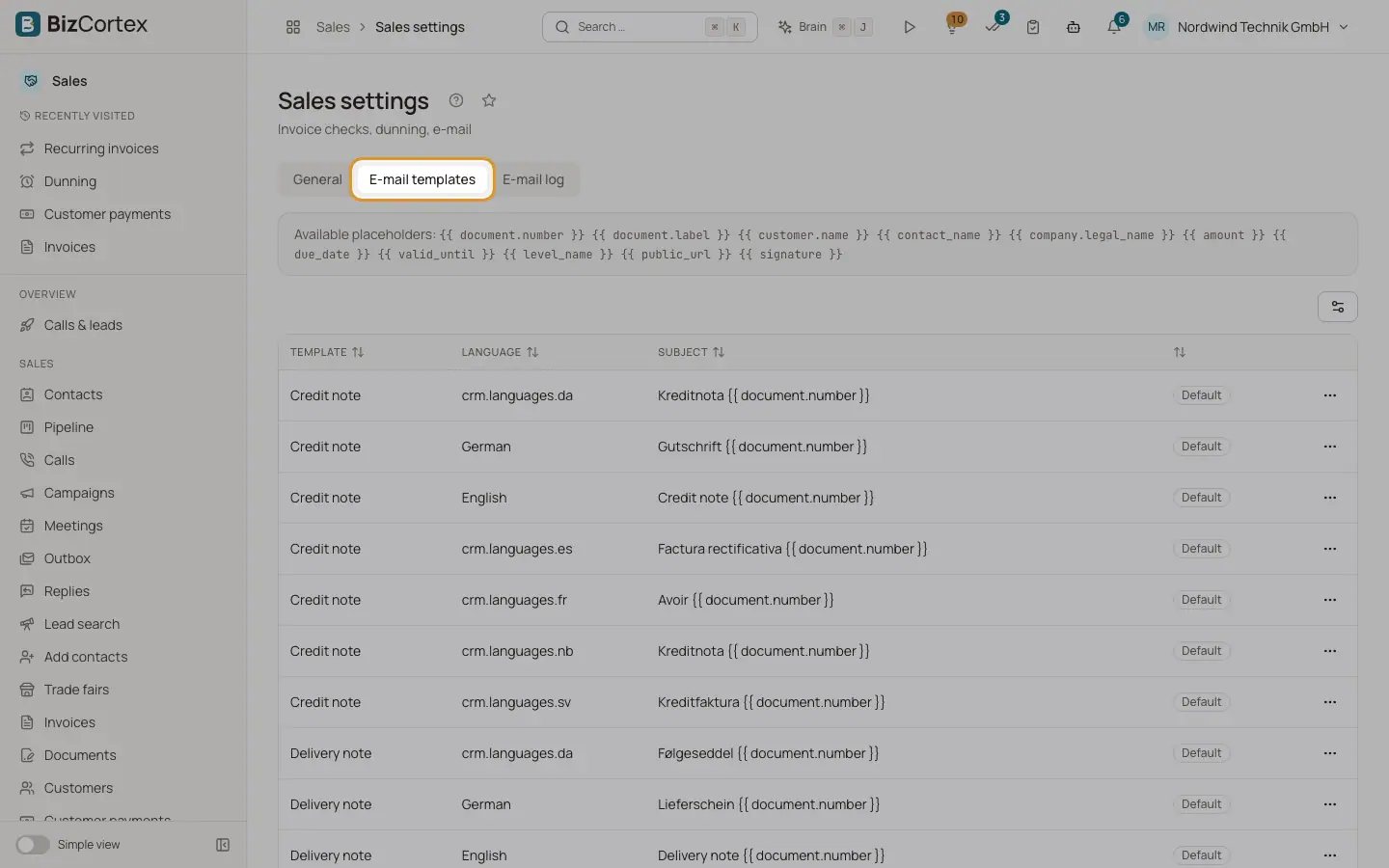 Mailskabeloner og maillog