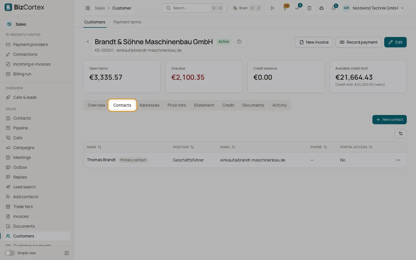 Customer portal: giving access